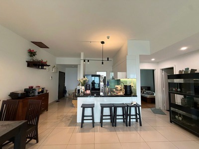 Bán nhà 2 tầng 102m2, lô góc 3 mặt thoáng, mặt Phố Phạm Khắc Quảng. Đối diện trường CVA 5