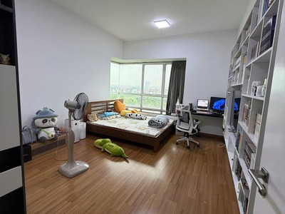Bán nhà 2 tầng 102m2, lô góc 3 mặt thoáng, mặt Phố Phạm Khắc Quảng. Đối diện trường CVA 6