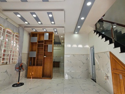 Cần Bán Gấp Nhà Phố 6x17.6 Đường Nguyễn Du Dĩ An 4