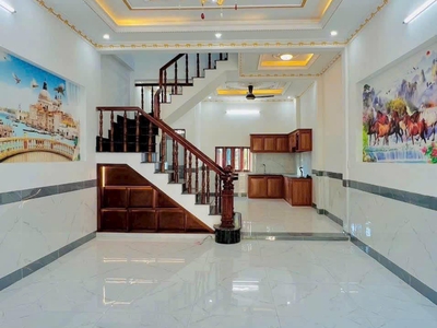 Chủ ngộp tiền, bán gấp nhà sân xe hơi diện tích 122m2 tại Thái Hoà - Bình Dương 2
