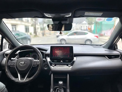 Xe 1 chủ sử dụng từ mới Toyota Corolla Cross sản xuất năm 2022 4