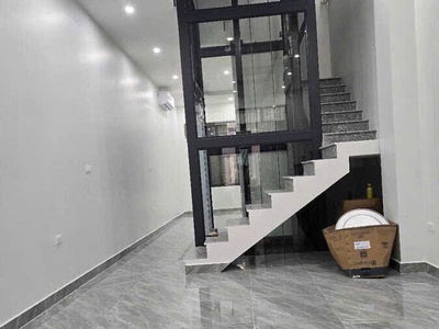 Tứ Liên 65m2 x 5 tầng thang máy - 2 thoáng trước và sau nhà - Cách ô tô dừng đỗ 5M - Ngõ thông thoán 0