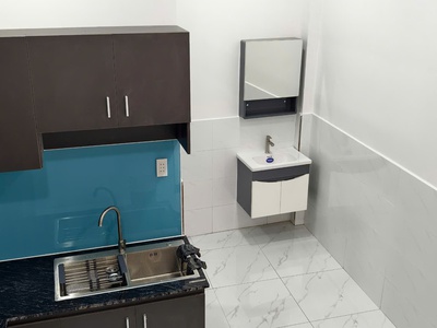 Nhà cần bán gấp Lãnh Binh Thăng, p.12, Quận 11, 4PN, 3 WC chỉ 6.8ty 3