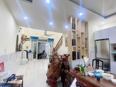 Bán gấp nhà 62 M2 nở hậu, đường 475-Nhà mới vào ở ngay - Tặng nội thất dính tường, chỉ 5.1 TỶ 5