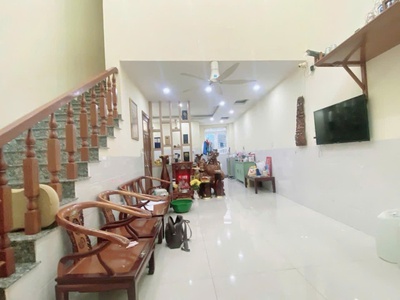 Bán gấp nhà 62 M2 nở hậu, đường 475-Nhà mới vào ở ngay - Tặng nội thất dính tường, chỉ 5.1 TỶ 8