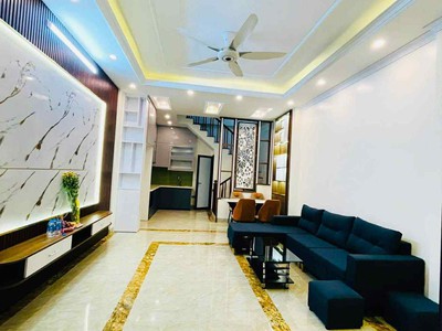  8,1 TỶ 45m2 5 TẦNG  , Ngã 4 Minh Khai-Kim Ngưu,HBT, ngõ nông cách phố 20m, NHÀ XÂY MỚI TINH. 1