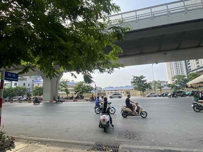  8,1 TỶ 45m2 5 TẦNG  , Ngã 4 Minh Khai-Kim Ngưu,HBT, ngõ nông cách phố 20m, NHÀ XÂY MỚI TINH. 0