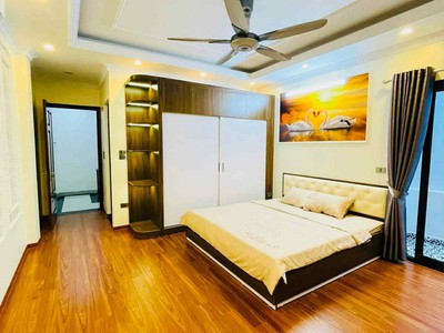  8,1 TỶ 45m2 5 TẦNG  , Ngã 4 Minh Khai-Kim Ngưu,HBT, ngõ nông cách phố 20m, NHÀ XÂY MỚI TINH. 9