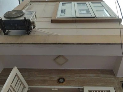 Nhà ngõ trần cung DT 45m2, 5 tầng mặt tiền 4m mặt ngõ 3m giá 7 tỷ hơn 0