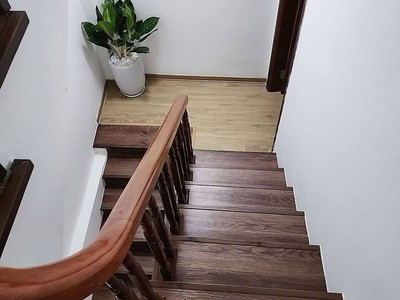 Nhà ngõ trần cung DT 45m2, 5 tầng mặt tiền 4m mặt ngõ 3m giá 7 tỷ hơn 6