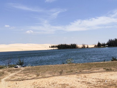 Tôi cần bán đất view biển Bàu Trắng, Phan Thiết 1