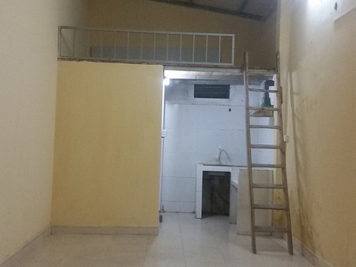 Nhà 30m phố Trạm khép kín 3,3tr:Gần AEON LongBiên-cầu VĩnhTuy 2