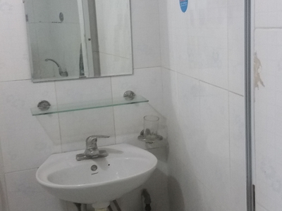 Nhà 30m phố Trạm khép kín 3,3tr:Gần AEON LongBiên-cầu VĩnhTuy 4