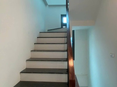 Bán nhà 3t. 40m2, mt5m, vân nội, đông anh, 4.45 tỷ, ô tô. 2