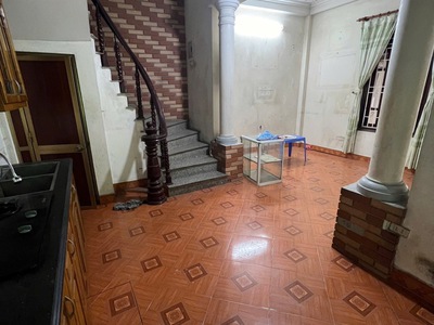 Mặt phố lý sơn 11 tỷ 45m mặt tiền 6.5m,vỉa hè kinh doanh long biên 3