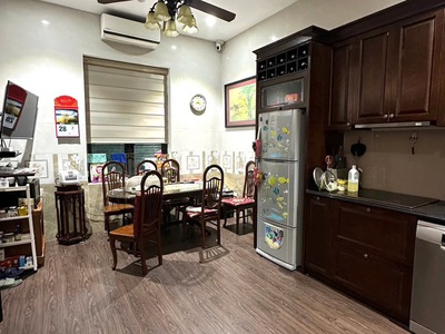 Bán nhà võng thị, tây hồ, lô góc, ô tô, 88m2, 3 tầng, mt 8.2m, chỉ 20.9 tỷ 2