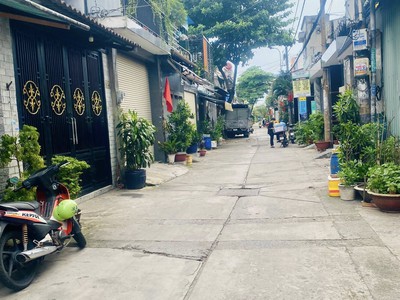 Mtkd lô góc - giáp tân phú - ngay chợ gò xoài  - 2 tầng - 60m nở hậu nhỉnh 6 4