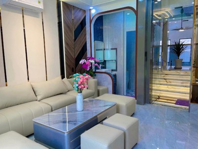 Bán nhà mặt tiền - 7 tầng đúc - thang máy cảm ứng - smart home full nội thất  chỉ 17.8 tỷ - nhà 2