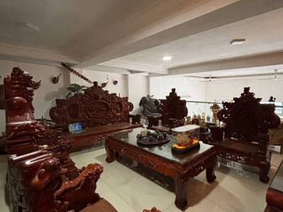 Chính chủ cần cho thuê nhà nguyên căn mặt tiền rộng 6,15m thuộc số 66 - hàng cấp - phường quang 2