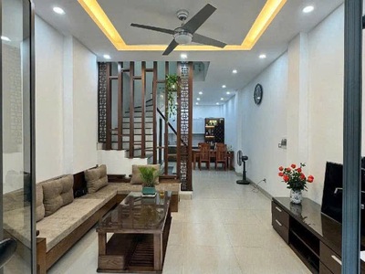 Bán nhà 12 tỷ nguyễn văn cừ 50m ngõ ô tô,gara khu víp long biên hà nội 2