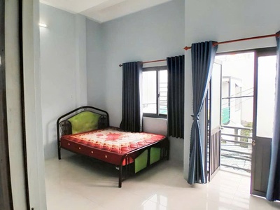 Nhà thuê 6tr5/tháng-2pn maylanh hẻm nguyễn văn cừ 1