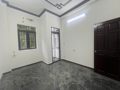 Nhà mới 4 tầng 42m2 bình đông quận 8 giá 5 tỉ còn thương lượng 4