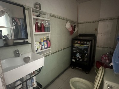 Mặt tiền lê thị hồng gấm, hải châu, 62m2, 2 tầng sạch đẹp, 5.x tỷ 3