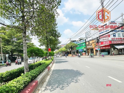 Bán nhà mặt tiền đồng khởi 400m2, vị trí siêu đẹp, gần chợ tân hiệp, giá 30 tỷ 0
