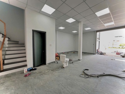 Bán nhà mặt tiền đồng khởi 400m2, vị trí siêu đẹp, gần chợ tân hiệp, giá 30 tỷ 1