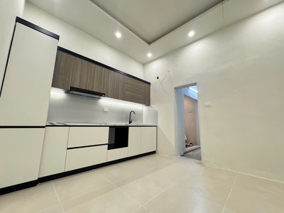 Nhà đẹp   lương yên 3 tầng 45m2 nhỉnh 7 tỷ 2