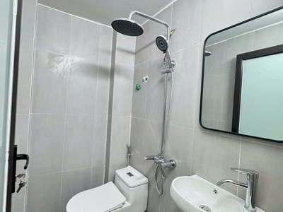 Nhà đẹp   lương yên 3 tầng 45m2 nhỉnh 7 tỷ 4