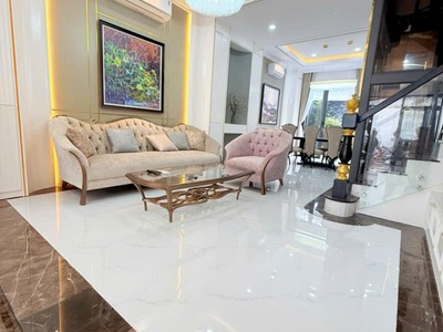 Bán nhà phố tân cổ điển - hẻm xe hơi   dt: 5 x18.5m2   thị trấn nhà bè   giá nhỉnh 10 tỷ 2