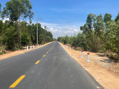 Bán 2.8 sào đất đường phạm thế hiển, thị xã lagi giá đầu tư 3
