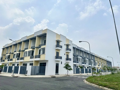 Mỗi tháng trả 7 triệu - sở hữu căn nhà mơ ước là có thật - nhà phố phước đông new city 4