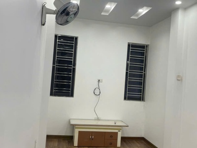 Cho thuê nhà mặt đường Đà Nẵng ,Ngô Quyền . Kinh doanh hàng sạch sẽ ok chỉ 9tr 2
