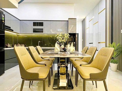 Nhà 1 trệt 2 lầu kèm nội thất trong KDC Thuận An 2