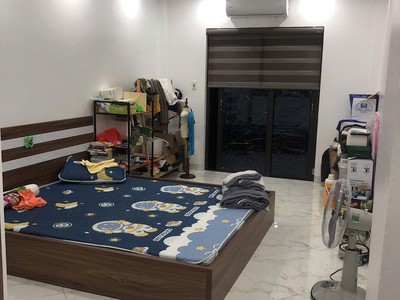 Gia đình cần bán nhà thái hà diện tích 43m, 5 tầng ở ngay giá chỉ 8.6 tỷ. 2