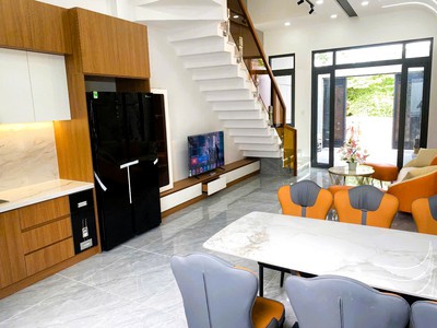Bán nhà mới 4 tầng đường 24 linh đông, full nội thất cao cấp 2