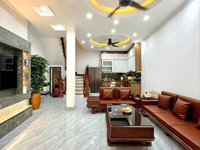 12.  dòng tiền ổn định 40tr/ tháng, tô vĩnh diện, thanh xuân. 43m2, 5 tầng, giá 13,5 tỷ. ô tô tránh 0