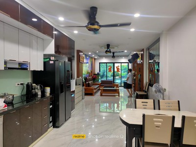 Bán nhà 19 tỷ 80m mặt tiền 4m ngõ ô tô thông gara,long biên 3