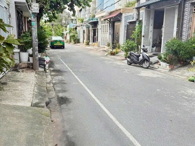 Nhà mặt tiền kinh doanh   4 tầng   dt: 70m2  - tân kiểng   quận 7   giá nhỉnh 12 tỷ 0
