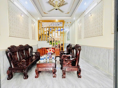 Bán Nhà Phố 4x18.8 KDC Tân Bình Dĩ An Full Nội Thất Cao Cấp 1