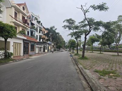 Bán đất Biệt Thự Lạc Long Quân - View Sông - TP Hải Dương 3