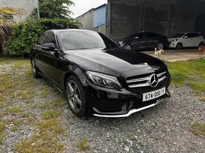 Cần Bán Xe Mercedes- Benz Sản Xuất Năm 2015 Tại Việt Nam 0