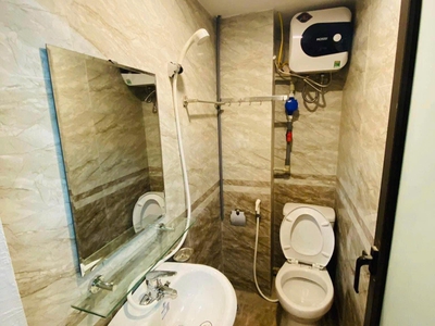 Bán nhà ĐẠI LINH NAM TỪ LIÊM 35m 8,1 TỶ 6 TẦNG MT 3,6m. Ngõ thông. 4