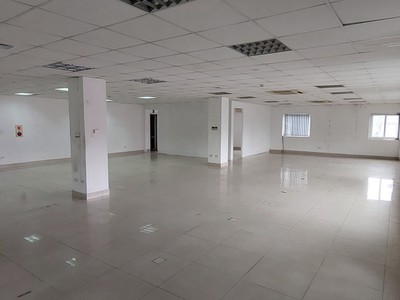 Cho thuê văn phòng 80m2 Tòa nhà HT Buidling 28 Xuân La, Tây Hồ 0