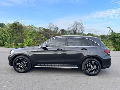 Bán Mercedes GLC 300 4MATIC,đời 2022,đăng ký mới 2023 3