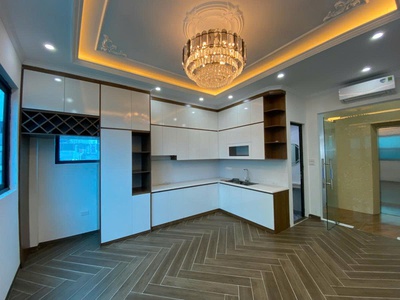 : nhà đẹp vũ tông phan mặt ngõ kinh doanh,2 thoáng trước sau,ngõ ô tô thông 37m, giá 12,5 tỷ 0