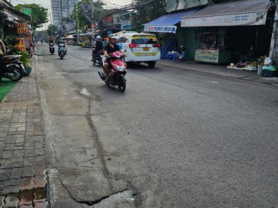 Căn hộ dịch vụ ngay mặt tiền đường bùi văn ba trung tâm quận 7 ngang 6mx dài 25m hiện tại thu 35 0