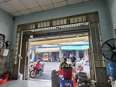 Căn hộ dịch vụ ngay mặt tiền đường bùi văn ba trung tâm quận 7 ngang 6mx dài 25m hiện tại thu 35 2